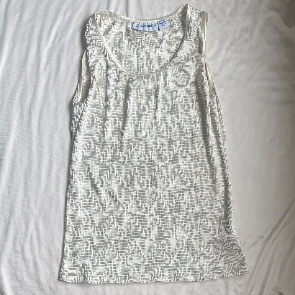 Cream Plisse Sleeveless Top Size Medium | Ivory Pleated Sleeveless Shirt